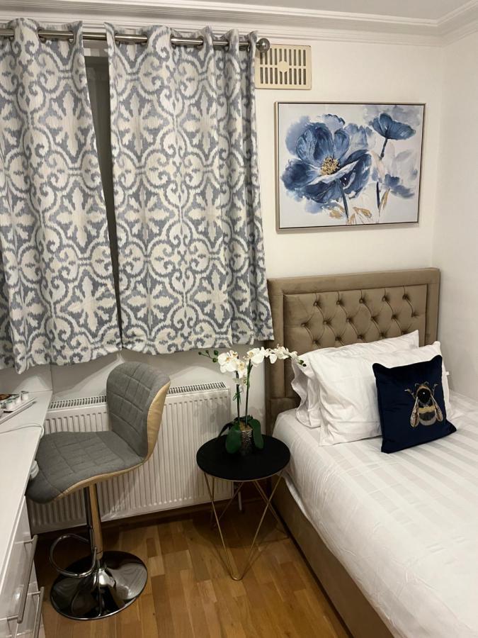 Tj Homes - Double Room With Single Bed - 3 Min To Tube Station - London Ruislip Dış mekan fotoğraf